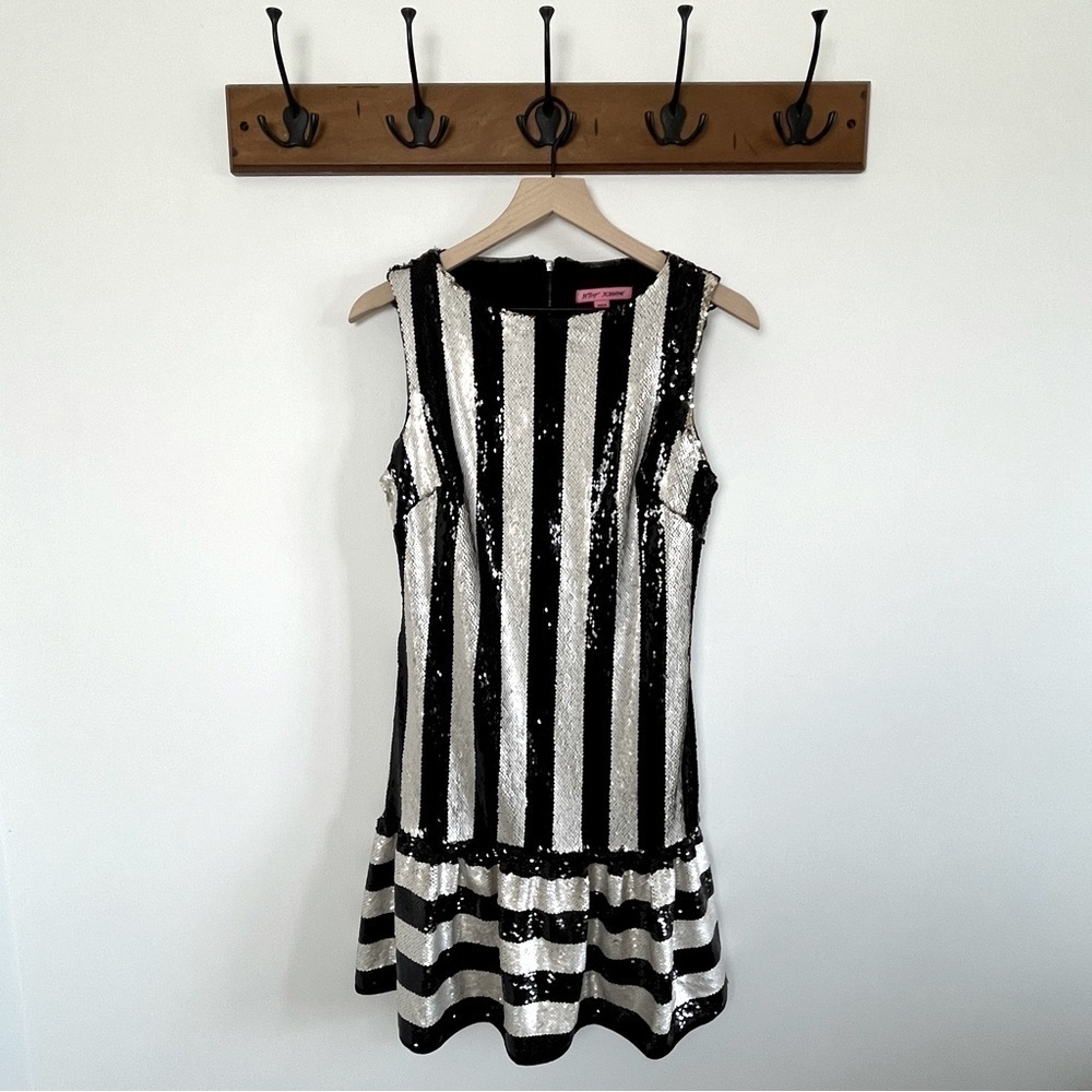 Betsey Johnson Black & Ivory Striped Sequin Ruffle Hem Mini Dress. Size 2. #630 - Picture 4 of 9